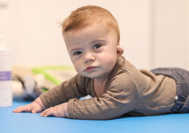 Różnice między porażeniem a osłabieniem mięśni