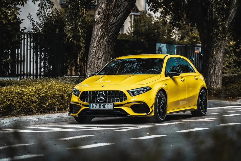 Wypożyczalnia aut sportowych