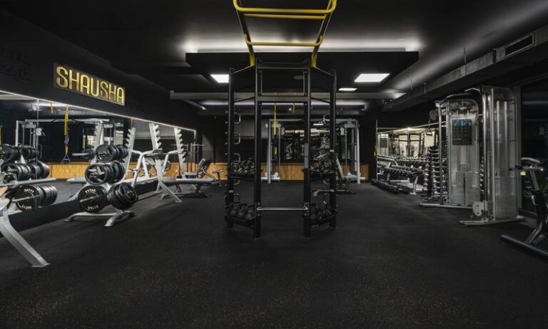 Czy można ćwiczyć na siłowni codziennie? Oto, co powinieneś wiedzieć!